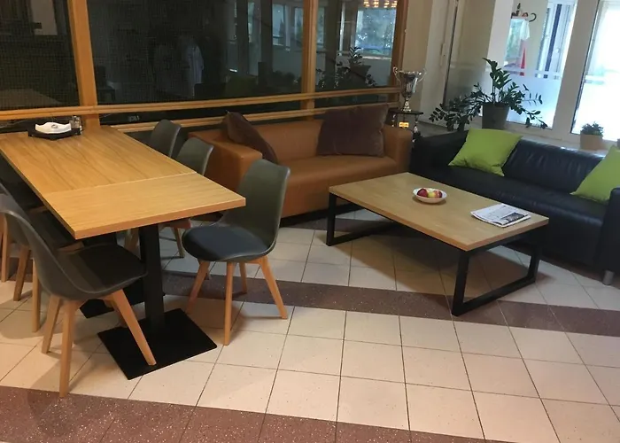 Guest house Imet Centrum 3*